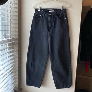 Levi’s Balloon Leg Jean